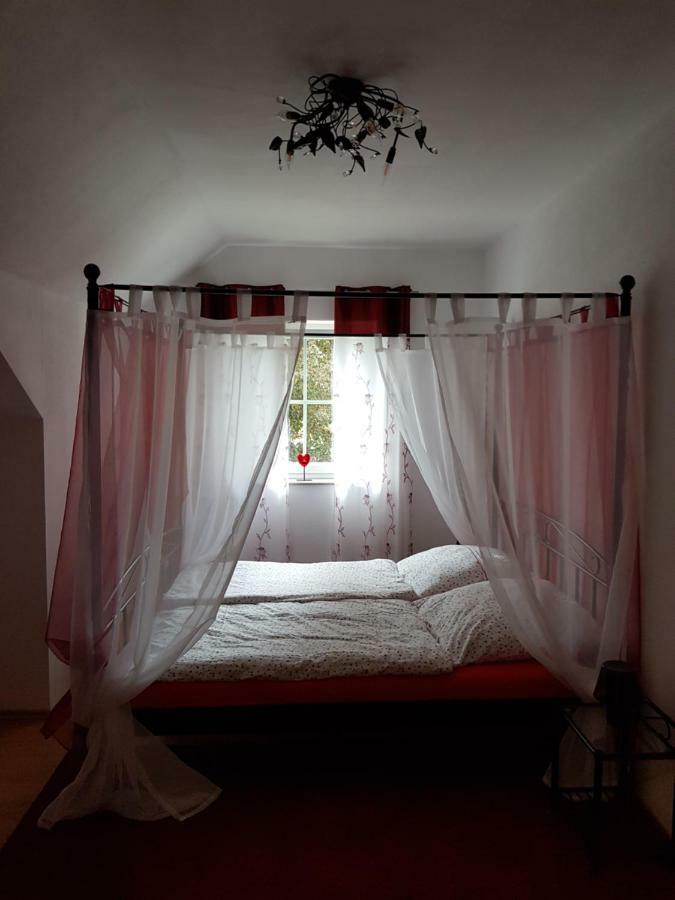 Fuchstal Romantik Ferienwohnung Am Tor Zum Allgaeu - Erwachsenenferienwohnung מראה חיצוני תמונה